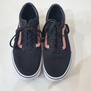 Like New Vans Ward Women's Skate Shoes